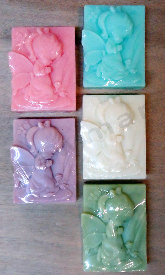 Αγγελάκι προσεύχεται (τετράγωνο) DSC03841 handmade soaps aggelaki tetragono copy