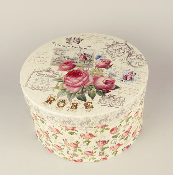 Κουτί στρογγυλό με ροζ τριαντάφυλλα 
