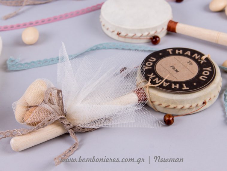 Μπομπονιέρες με τύμπανα rattle drums