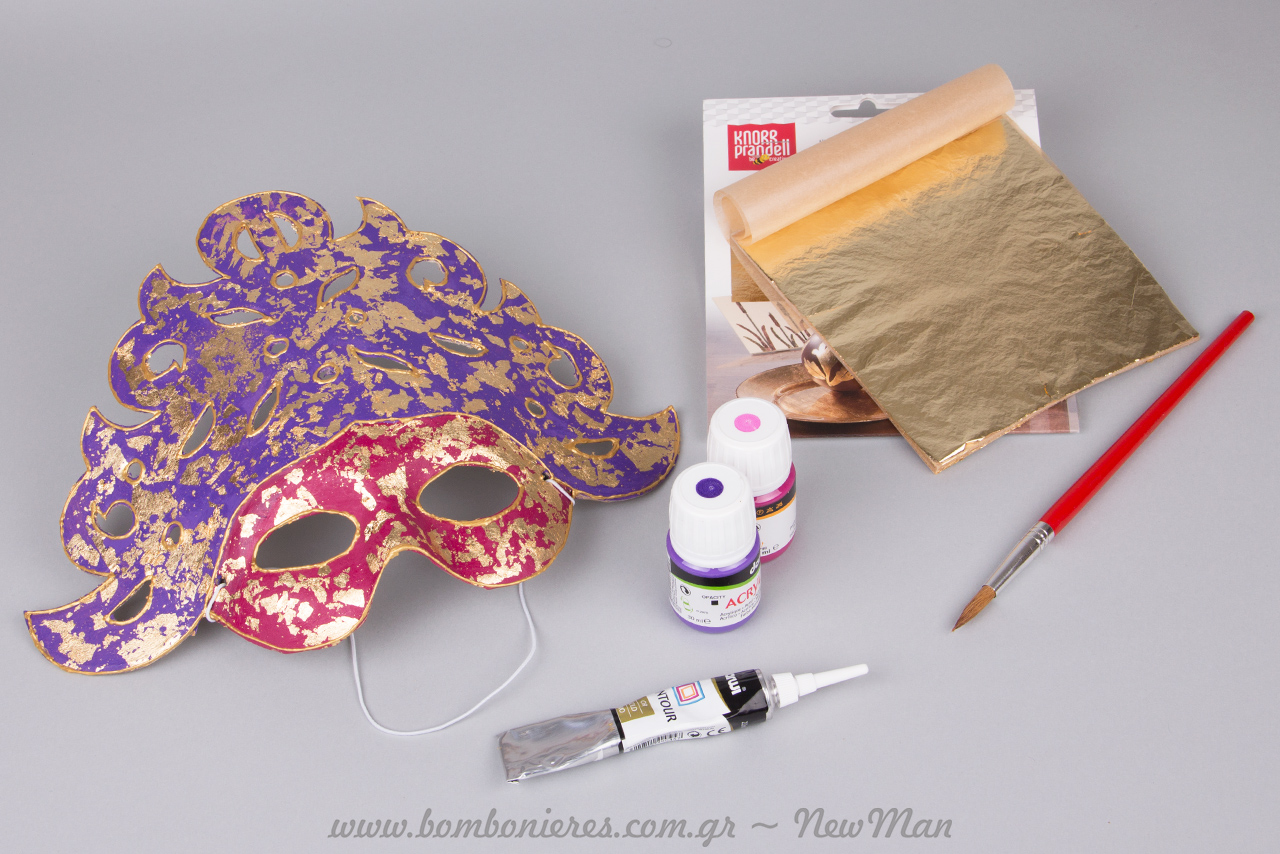 Φύλλα χρυσού, ακρυλικά χρώματα και περίγραμμα Contour σε χρυσαφένια απόχρωση για τις DIY μάσκες σας.