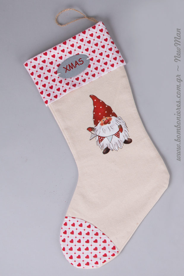 Χριστουγεννιάτικη κάλτσα με νάνο-ξωτικό και μπόλικες καρδούλες για τα δωράκια ή τη χριστουγεννιάτικη διακόσμηση σας.