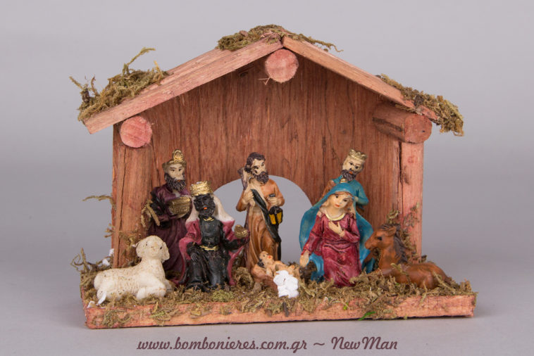 Ξύλινη χριστουγεννιάτικη Φάτνη (15 x 6 x 11cm) που περιέχει την Παναγία, τον μικρό Χριστό, τον Ιωσήφ, τους τρεις Μάγους καθώς και κάποια ζώα.